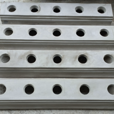 CHÂN ĐẾ, TAY VỊN, LAN CAN, LỤC BÌNH